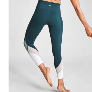 Athleta PowerVita Colorblock Salutation 7/8 Leggings - XS Green/White
